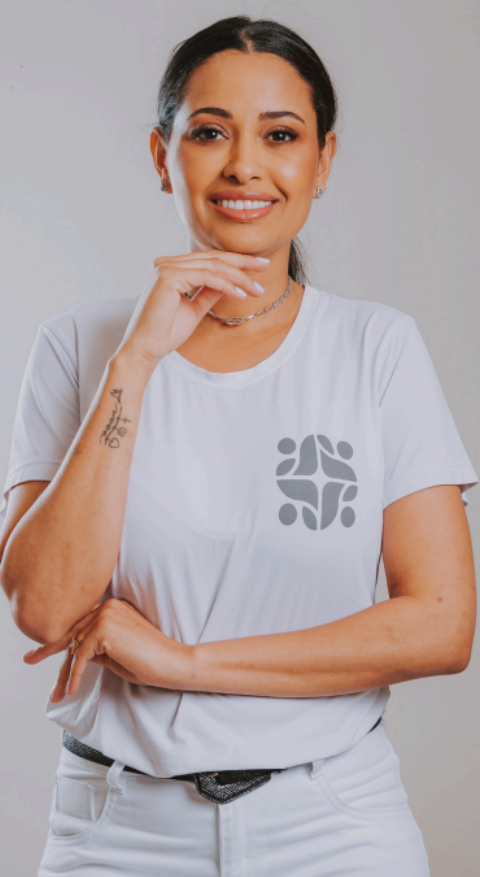 Adriana Mendes — Fisioterapeuta Ortopédica NEFES