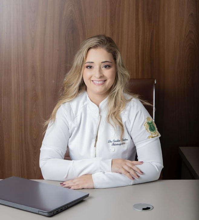Caroline Barbosa fisioterapeuta idosos geriátrica NEFES Santa Bárbara MG